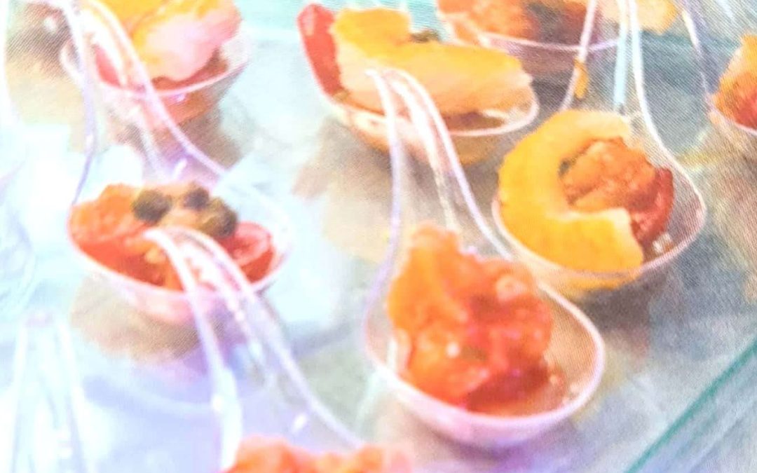 Tomates cerises en cuillère, haddok et câpres en vinaigrette